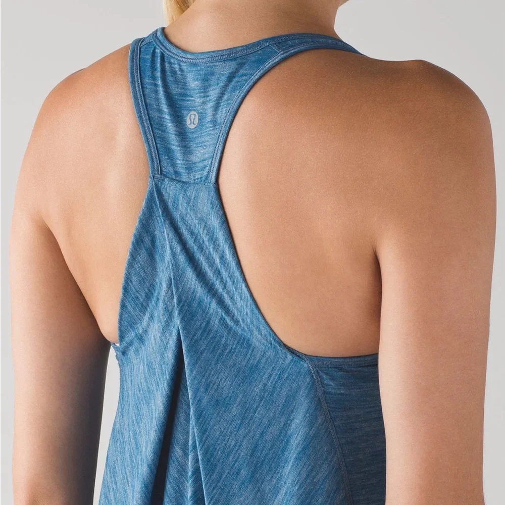 Lululemon Essential Tank Heathered Jet Set Blue Size 12 - Picture 3 of 5